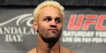 UFC / Divulgação Lenda do octógono, BJ Penn recusa combate com 'Biro-Biro' do MMA
